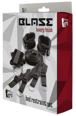Dream Toys Blaze Bed Restraint Set -Anal sexleketøy butikk p dream toys blaze bed restraint set 4