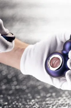 HUEMAN. Outer Space Vibrating Anal Plug -Anal sexleketøy butikk p outer space vibrating anal plug 4 1