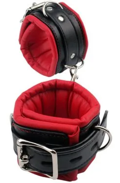 Chisa Novelties Super Soft Hand Cuffs