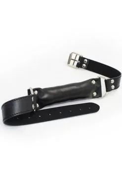 TOYZ4LOVERS Easy Belt Gag -Anal sexleketøy butikk p toyz4lovers easy belt gag 2
